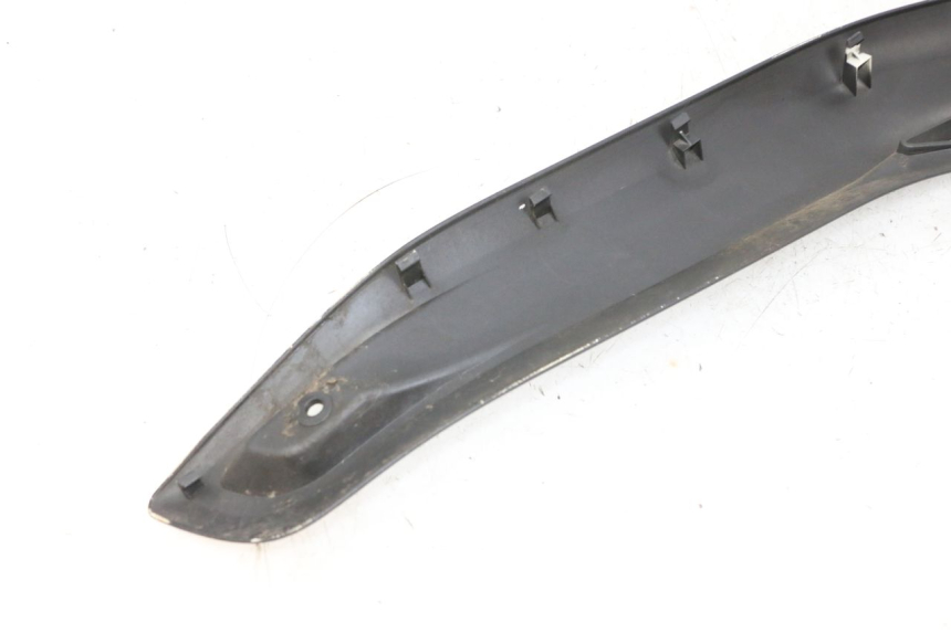 photo de JONCTION MARCHE PIED DROIT YAMAHA X-MAX XMAX 125 (2010 - 2013) - Zoom état d’usage