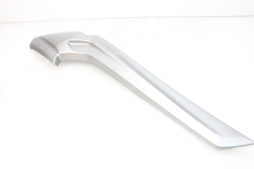 photo de JONCTION MARCHE PIED DROIT TGB X-MOTION XMOTION 125 (2008 - 2014) - Gros plan technique