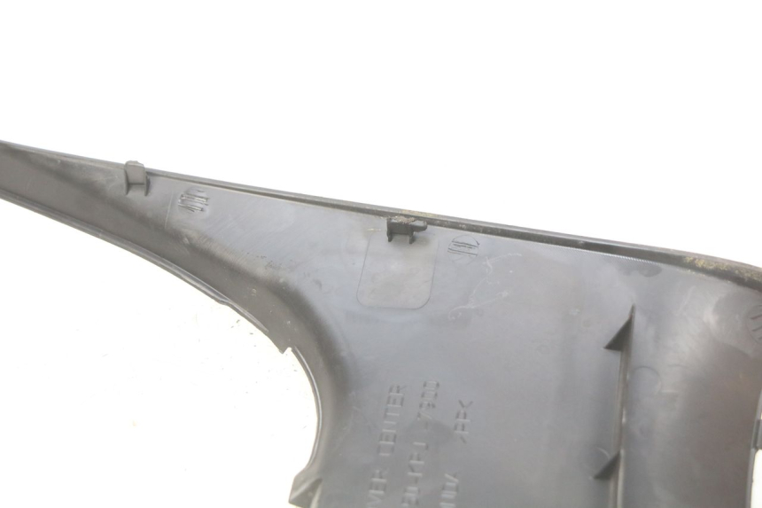 photo de JONCTION MARCHE PIED HONDA FES S-WING SWING ABS 125 (2007 - 2015) - Zoom état d’usage