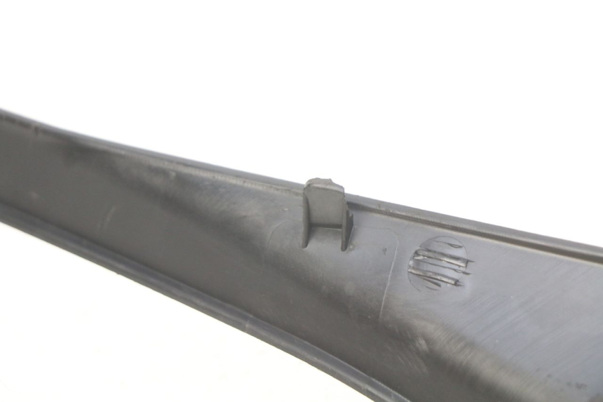 photo de JONCTION MARCHE PIED HONDA FES S-WING SWING ABS 125 (2007 - 2015) - Autre angle de vue