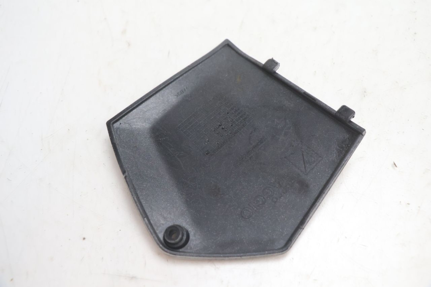 photo de JONCTION MARCHE PIED GAUCHE PIAGGIO MP3 LT 300 (2010 - 2016) - Autre angle de vue