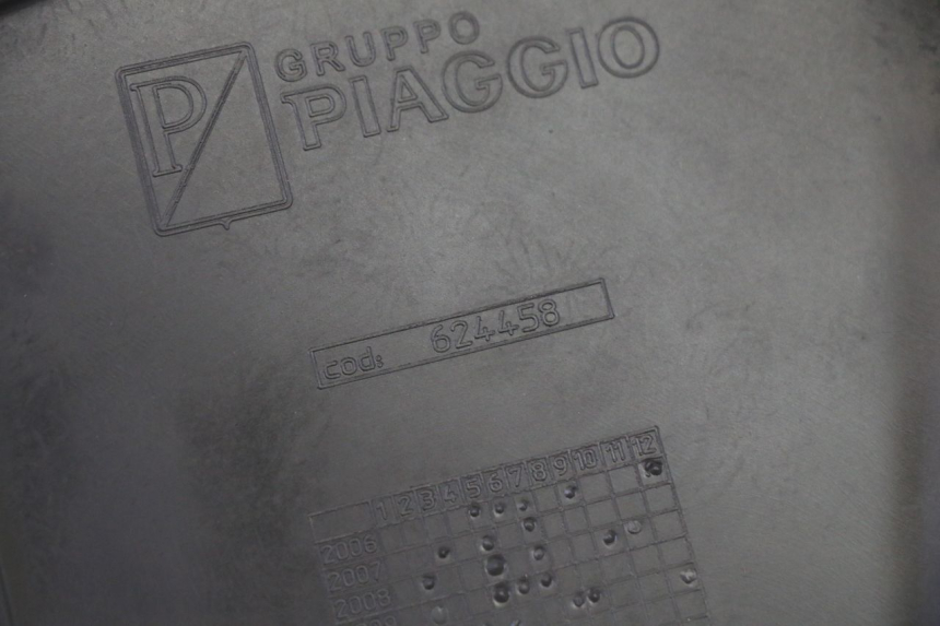 photo de JONCTION MARCHE PIED GAUCHE PIAGGIO MP3 500 (2011 - 2015) - Gros plan technique