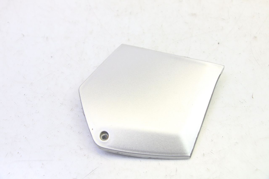 photo de JONCTION MARCHE PIED GAUCHE PIAGGIO MP3 RL 250 (2006 - 2010) - Détail de la pièce