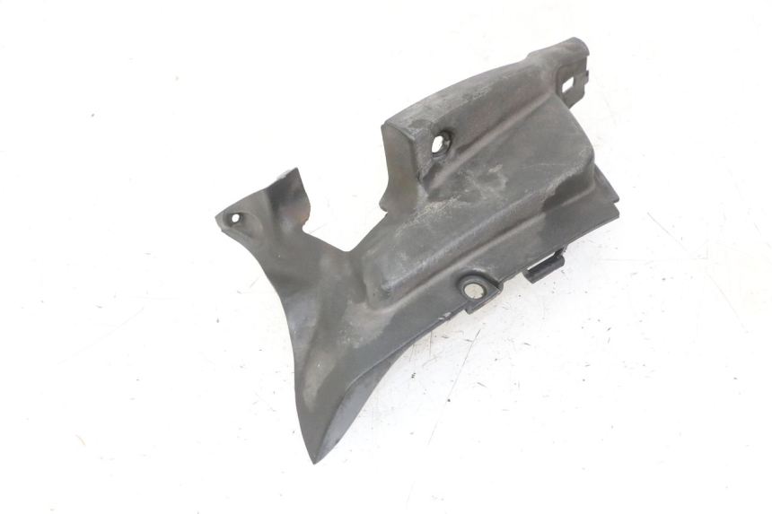 photo de JONCTION MARCHE PIED GAUCHE APRILIA SCARABEO GT TOURING 125 (1999 - 2005) - Autre angle de vue