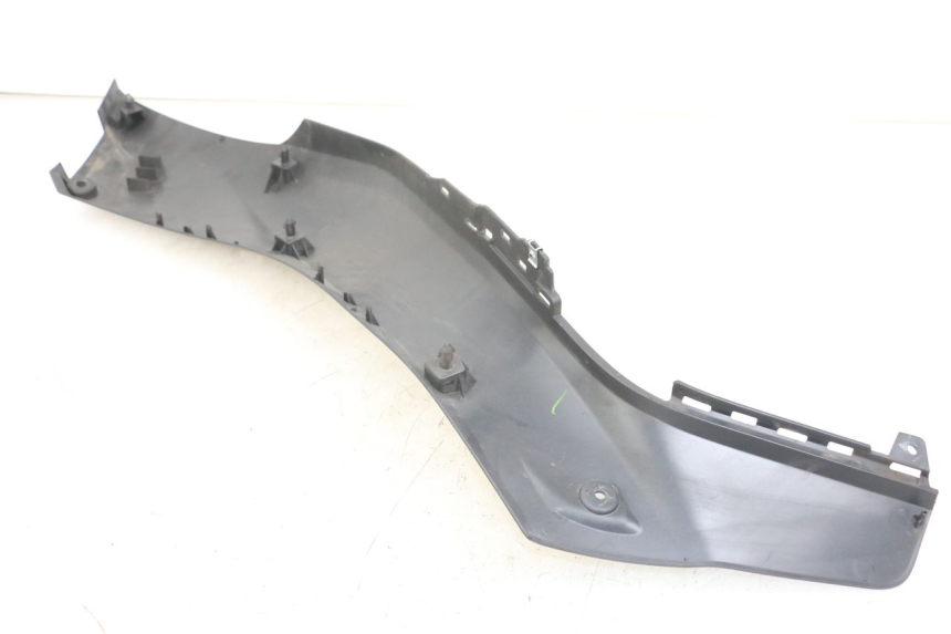 photo de JONCTION MARCHE PIED GAUCHE YAMAHA XMAX X-MAX ABS 125 (2017 - 2020) - Détail de la pièce