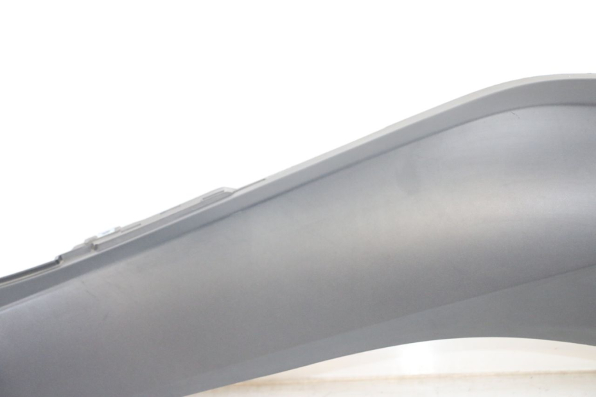 photo de JONCTION MARCHE PIED GAUCHE YAMAHA XMAX X-MAX ABS 125 (2017 - 2020) - État de surface