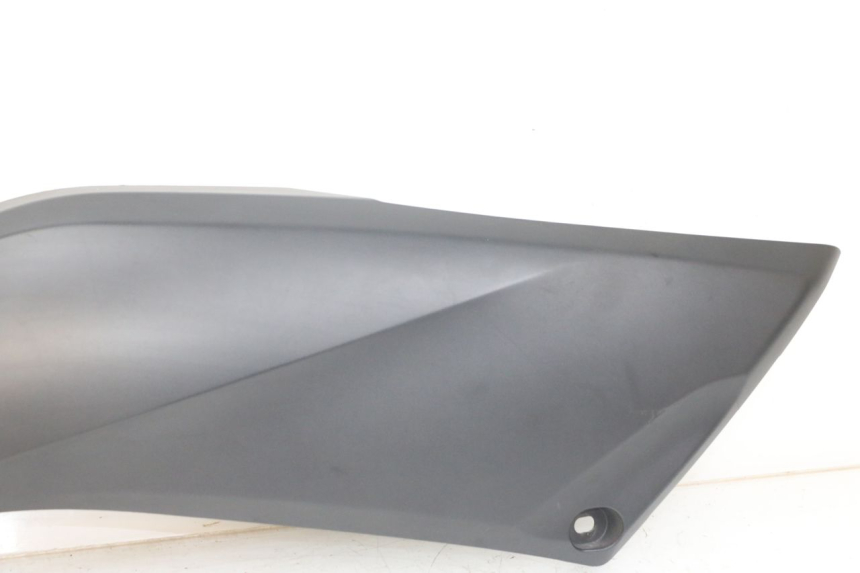 photo de JONCTION MARCHE PIED GAUCHE YAMAHA XMAX X-MAX ABS 125 (2017 - 2020) - Pièce contrôlée