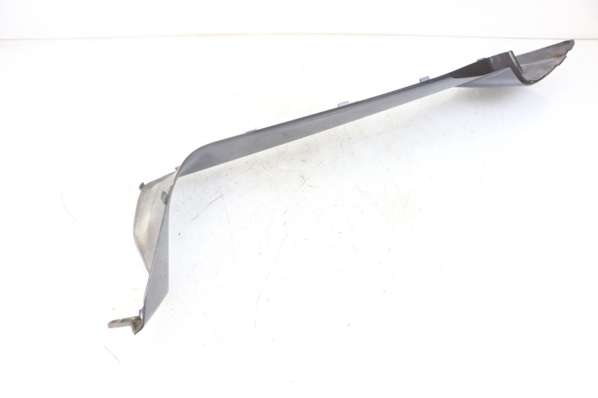 photo de JONCTION MARCHE PIED GAUCHE YAMAHA XMAX X-MAX 125 (2006 - 2009) - État de surface