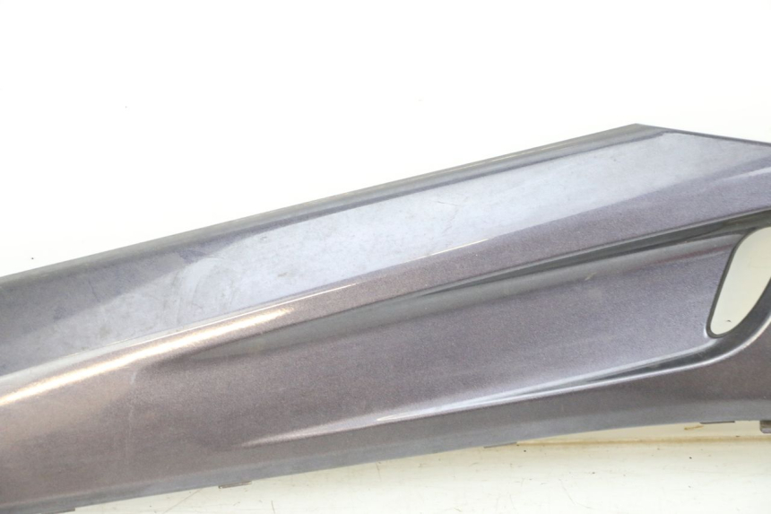 photo de JONCTION MARCHE PIED GAUCHE YAMAHA XMAX X-MAX 125 (2006 - 2009) - Détails caractéristiques