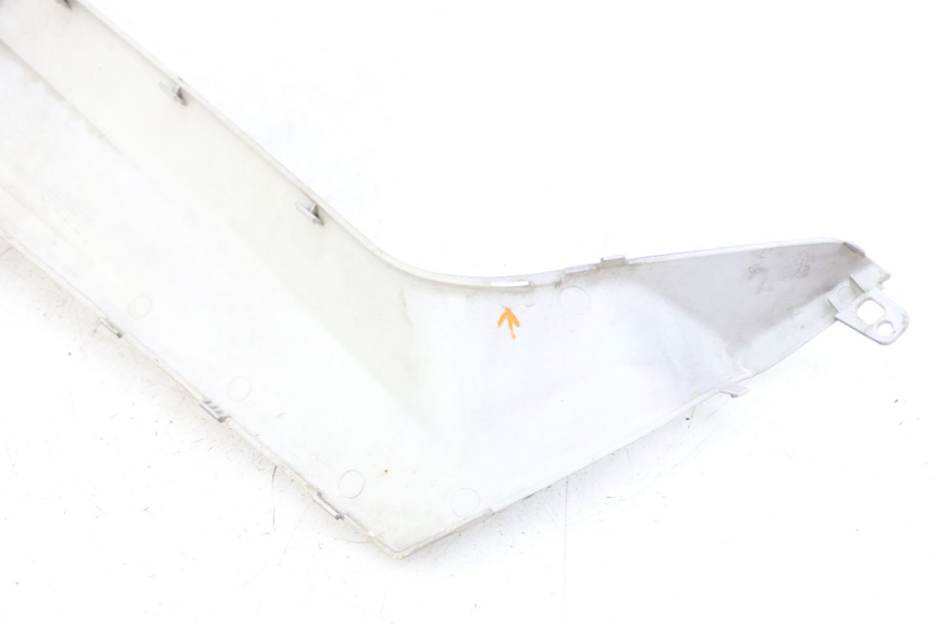 photo de JONCTION MARCHE PIED GAUCHE YAMAHA XMAX X-MAX 125 (2006 - 2009) - Gros plan technique