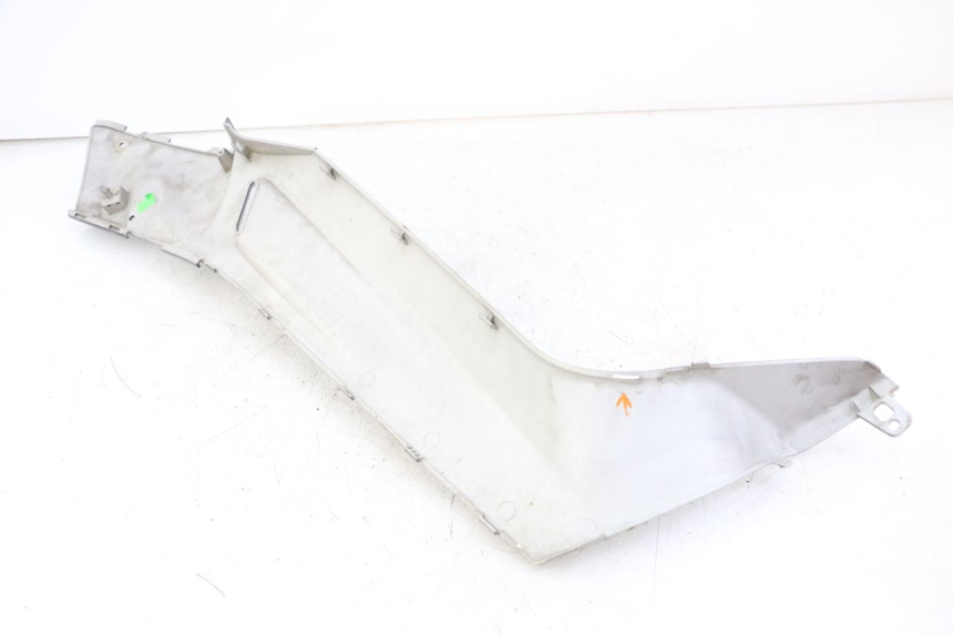 photo de JONCTION MARCHE PIED GAUCHE YAMAHA XMAX X-MAX 125 (2006 - 2009) - Points de fixation