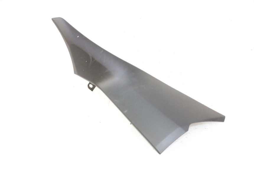 photo de JONCTION MARCHE PIED GAUCHE YAMAHA XMAX X-MAX 125 (2021 - 2025) - Gros plan technique