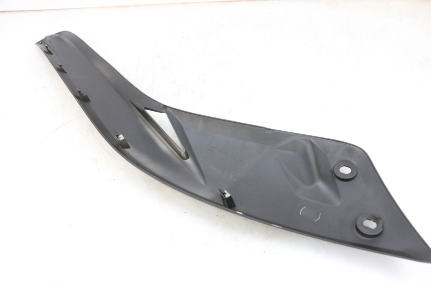 photo de JONCTION MARCHE PIED GAUCHE YAMAHA X-MAX XMAX 125 (2010 - 2013) - Zoom état d’usage