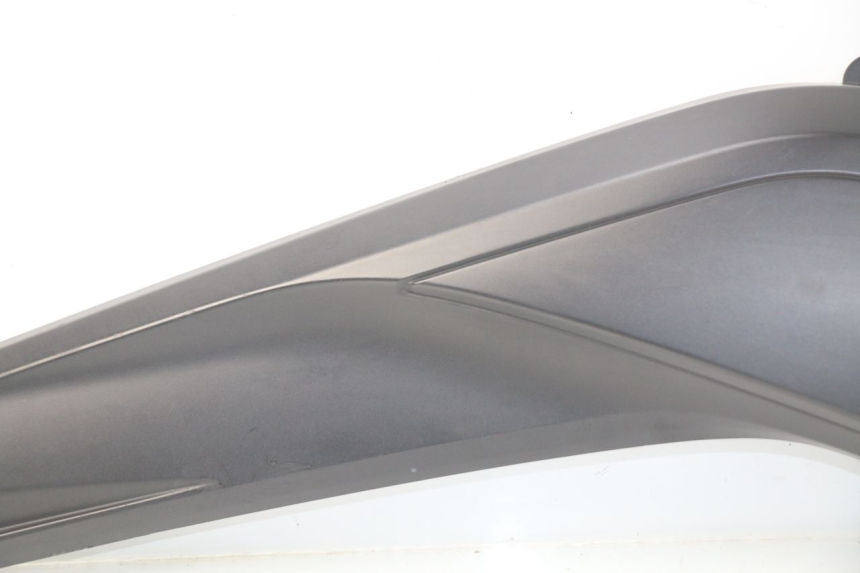 photo de JONCTION MARCHE PIED GAUCHE YAMAHA YP X-MAX XMAX 400 (2014 - 2017) - État de surface