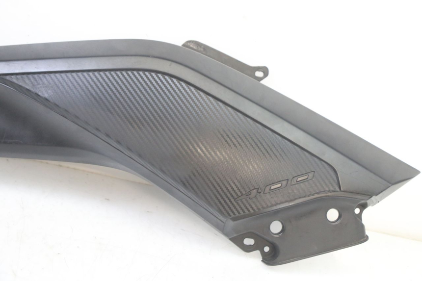 photo de JONCTION MARCHE PIED GAUCHE YAMAHA YP X-MAX XMAX 400 (2014 - 2017) - Zoom état d’usage