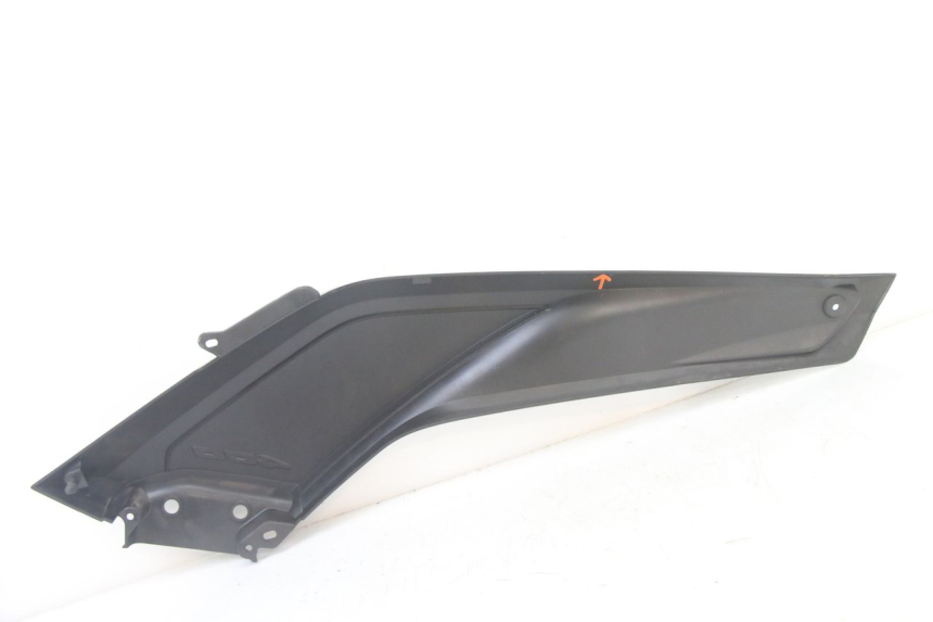 photo de JONCTION MARCHE PIED GAUCHE YAMAHA YP X-MAX XMAX 400 (2014 - 2017) - Gros plan technique