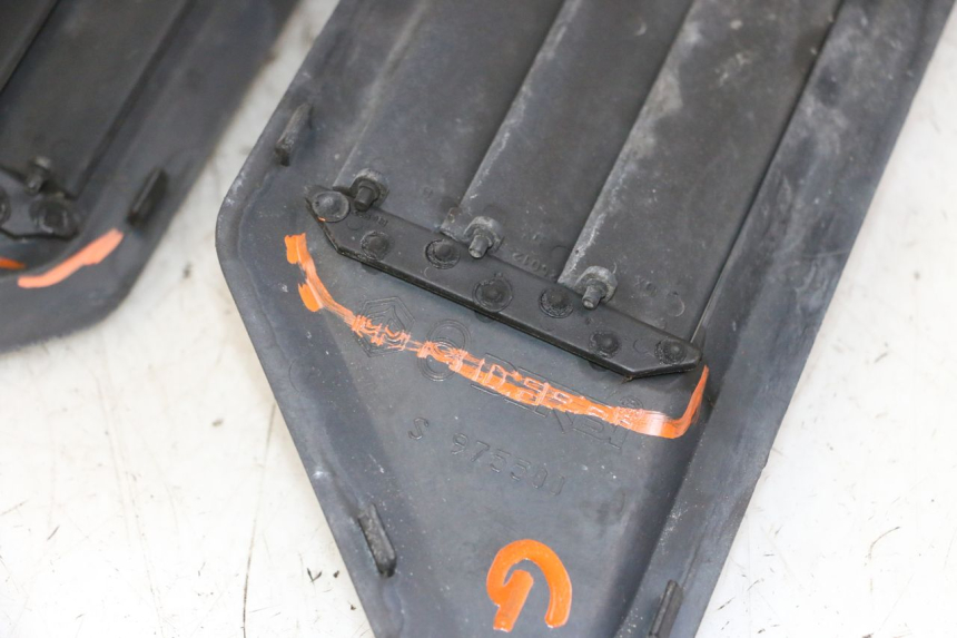 photo de JONCTION MARCHE PIED GILERA NEXUS 300 (2008 - 2013) - État de surface