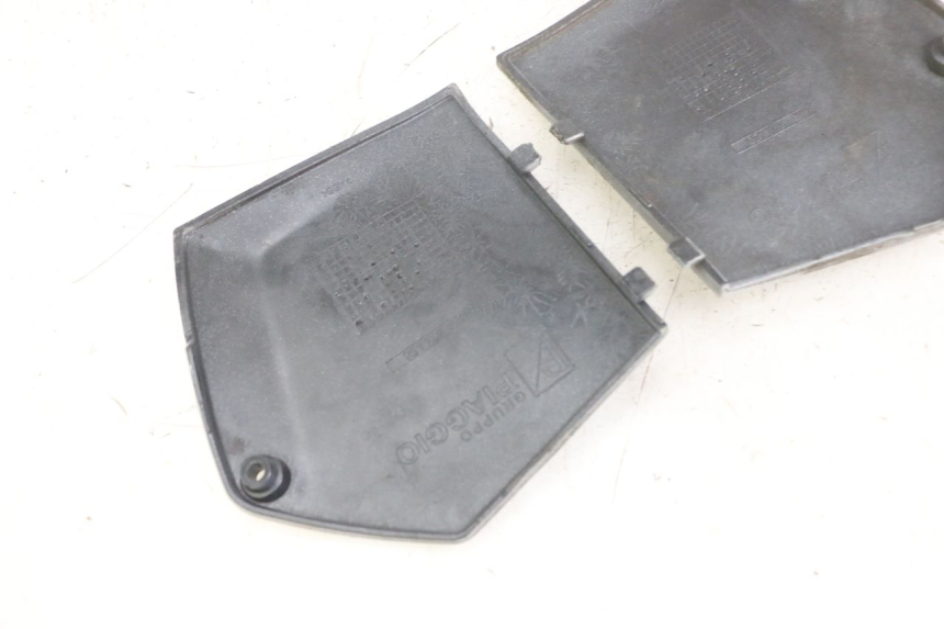 photo de JONCTION MARCHE PIED PIAGGIO MP3 LT 300 (2010 - 2016) - Détail de la pièce