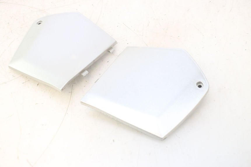 photo de JONCTION MARCHE PIED PIAGGIO MP3 LT 400 (2007 - 2012) - Autre angle de vue