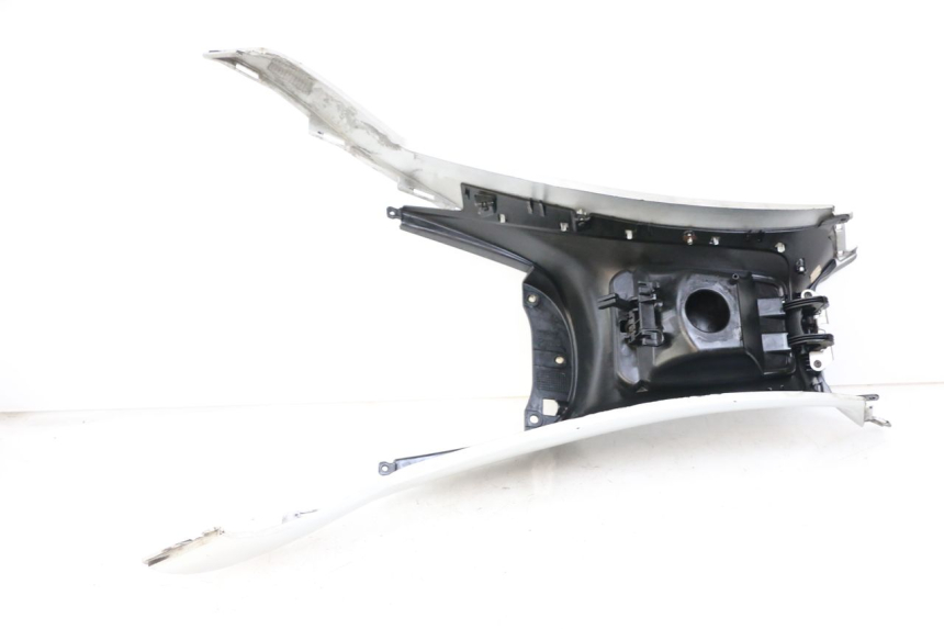 photo de JONCTION MARCHE PIED PIAGGIO MP3 125 (2006 - 2014) - Zoom état d’usage