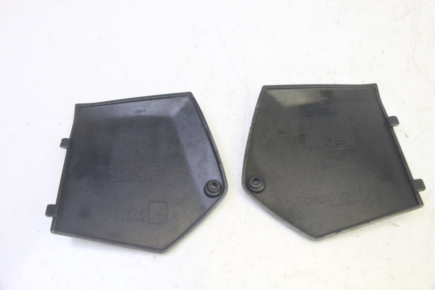 photo de JONCTION MARCHE PIED PIAGGIO MP3 125 (2006 - 2014) - Autre angle de vue