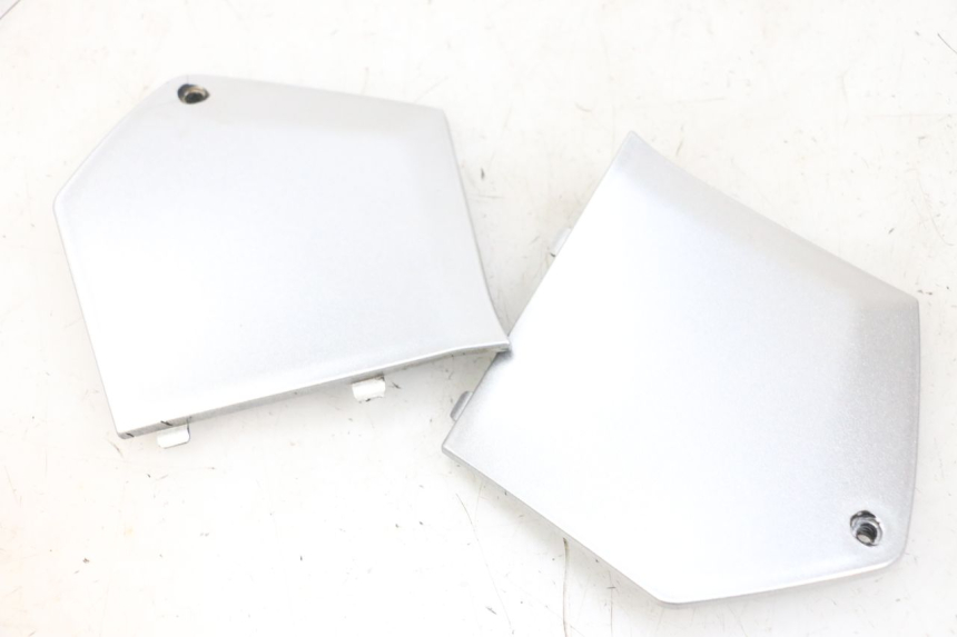 photo de JONCTION MARCHE PIED PIAGGIO MP3 RL 250 (2006 - 2010) - État de surface