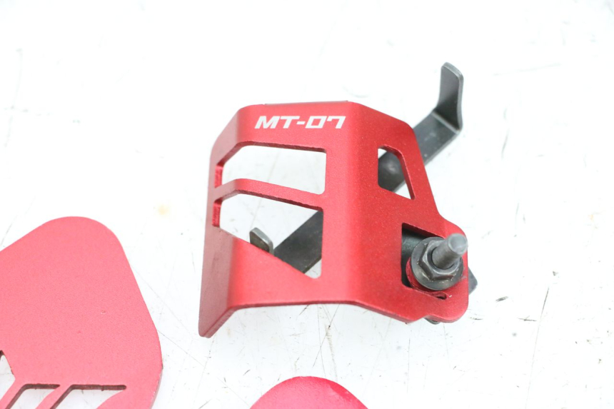 photo de JONCTION MARCHE PIED YAMAHA MT-07 MT07 ABS 700 (2018 - 2020) - Vue d’ensemble