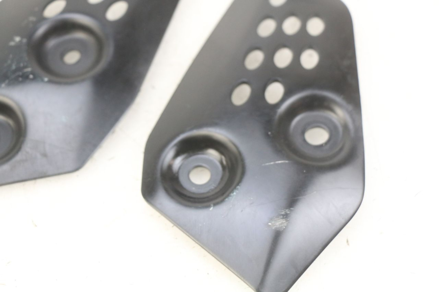 photo de JONCTION MARCHE PIED YAMAHA MT-07 MT07 700 (2018 - 2020) - Autre angle de vue