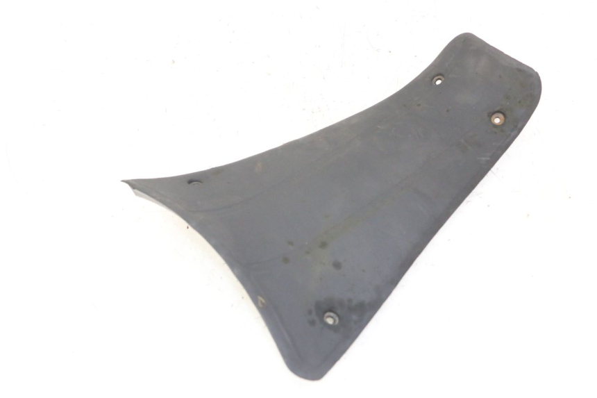 photo de JONCTION MARCHE PIED PIAGGIO VESPA GRANTURISMO 200 (2004 - 2005) - Autre angle de vue