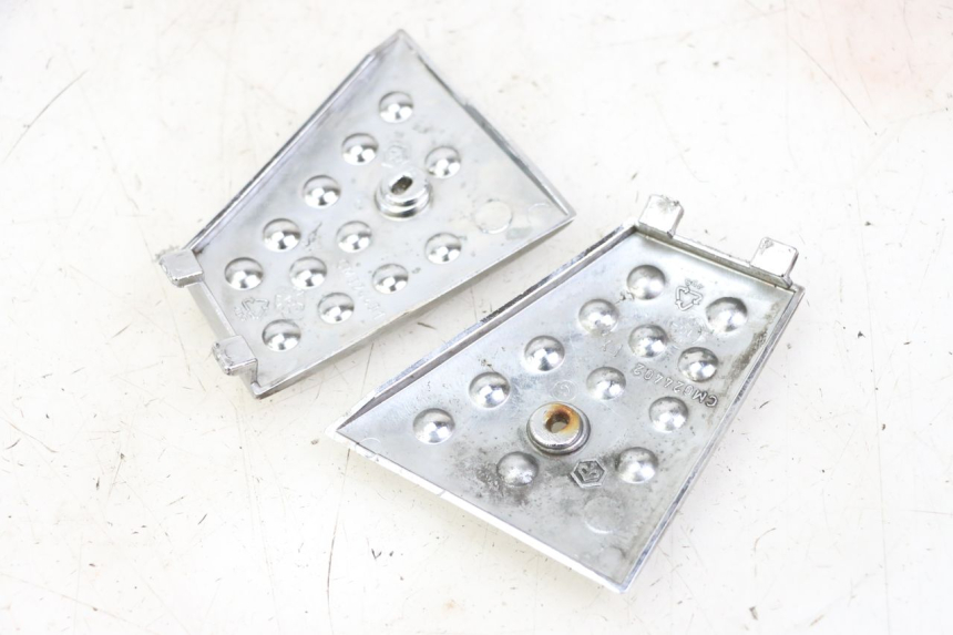 photo de JONCTION MARCHE PIED PIAGGIO X8 125 (2004 - 2007) - Détail de la pièce