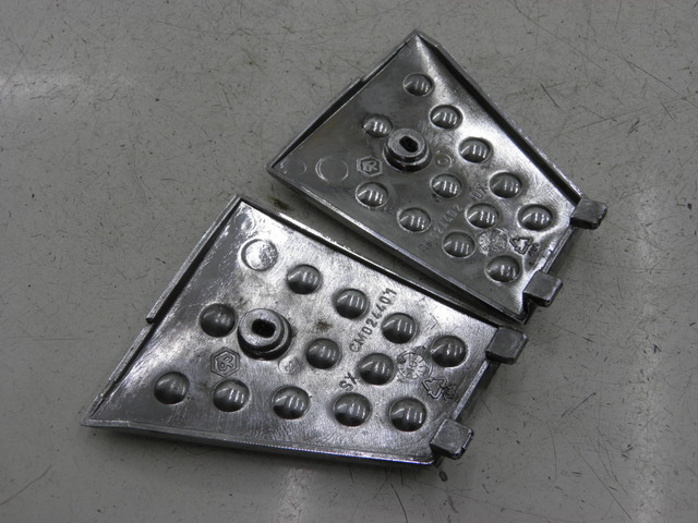 photo de JONCTION MARCHE PIED PIAGGIO XEVO - X EVO 125 (2010 - 2015) - Autre angle de vue