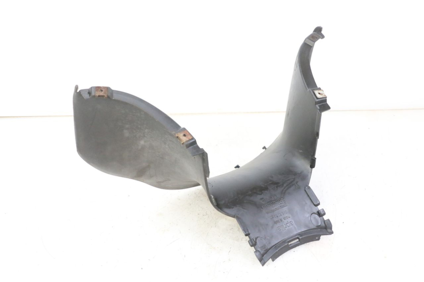 photo de JONCTION MARCHE PIED APRILIA SCARABEO GT TOURING 125 (1999 - 2005) - Autre angle de vue