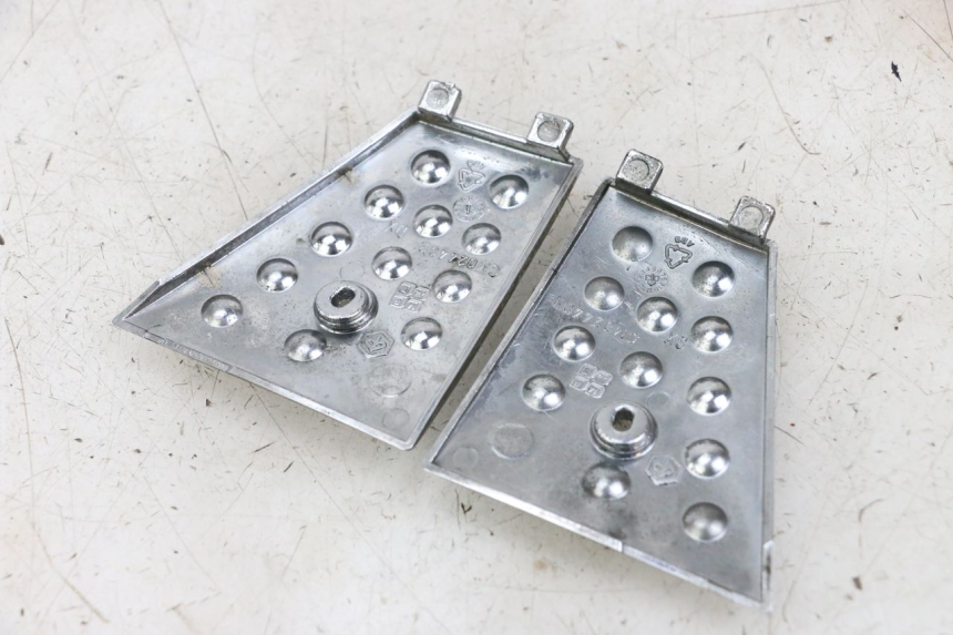 photo de JONCTION MARCHE PIED PIAGGIO X8 125 (2004 - 2007) - Zoom état d’usage