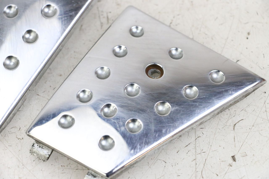 photo de JONCTION MARCHE PIED PIAGGIO X8 125 (2004 - 2007) - Autre angle de vue