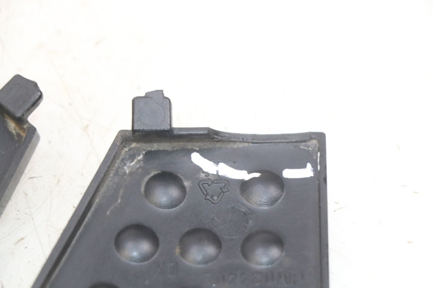 photo de JONCTION MARCHE PIED PIAGGIO XEVO - X EVO 125 (2007 - 2017) - Vue d’ensemble