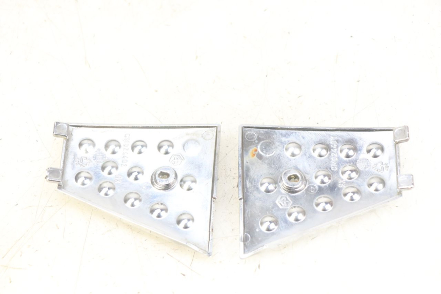 photo de JONCTION MARCHE PIED PIAGGIO XEVO - X EVO 125 (2007 - 2017) - Détail de la pièce