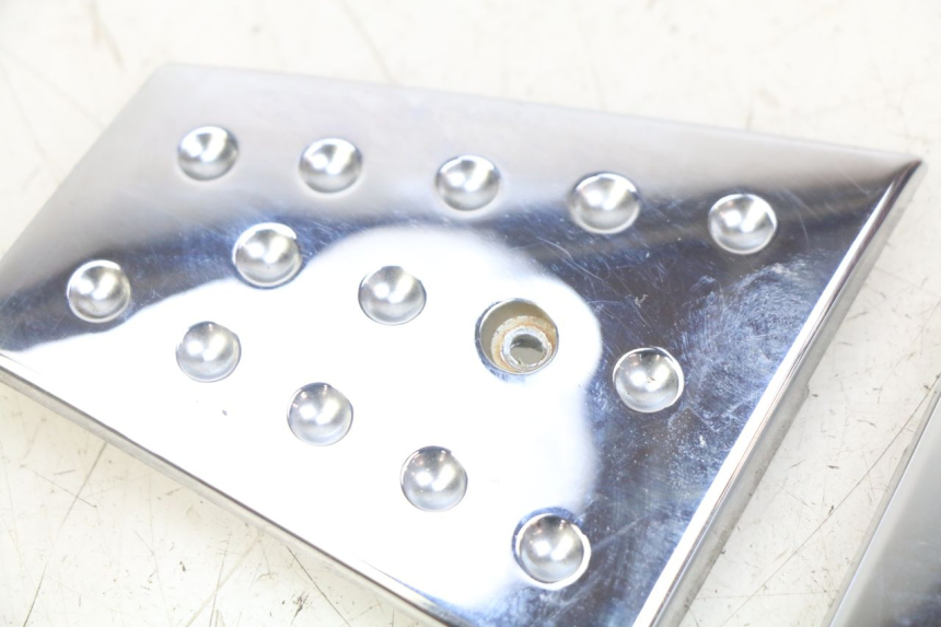 photo de JONCTION MARCHE PIED PIAGGIO XEVO - X EVO 125 (2007 - 2017) - Autre angle de vue