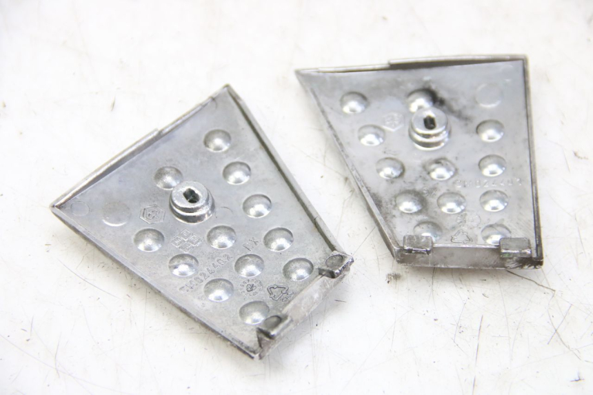 photo de JONCTION MARCHE PIED PIAGGIO XEVO - X EVO 125 (2007 - 2017) - Détail de la pièce