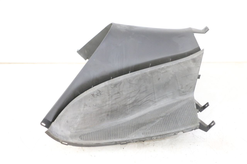 photo de JONCTION MARCHE PIED YAMAHA YP MAJESTY 125 (2007 - 2010) - Vue rapprochée