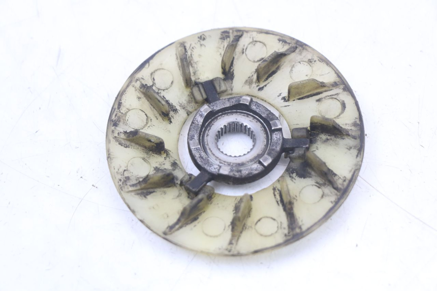 photo de JOUE FIXE KYMCO DINK 4T 50 (2007 - 2018) - Autre angle de vue