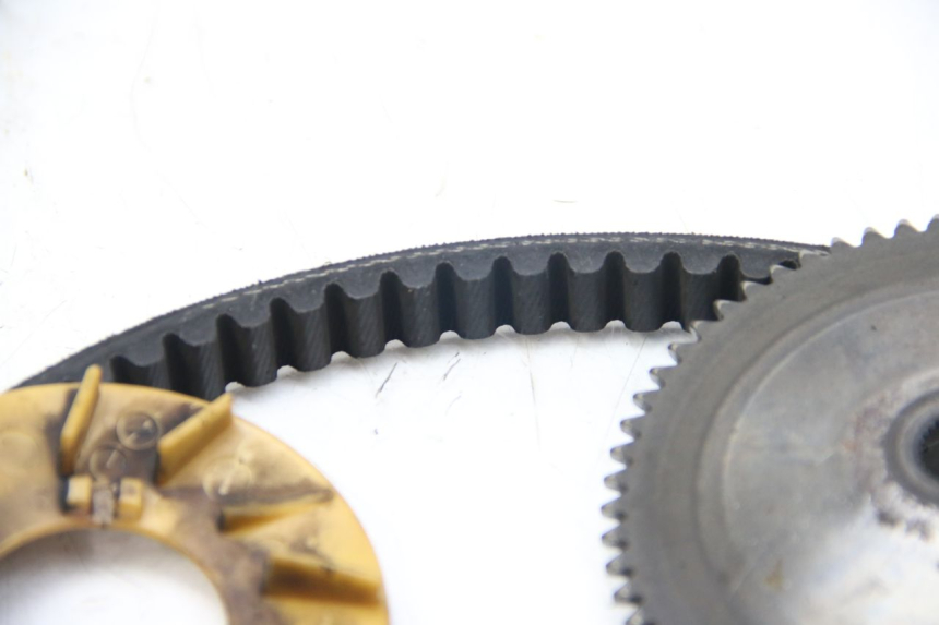 photo de JOUE FIXE PEUGEOT KISBEE 4T 50 (2018 - 2022) - Détail de la pièce