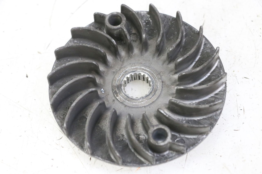 photo de JOUE FIXE SUZUKI BURGMAN 125 (2015 - 2017) - Vue principale