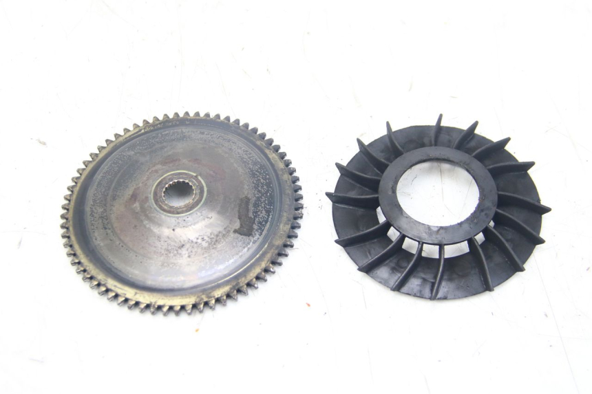 photo de JOUE FIXE PIAGGIO VESPA S 2T 50 (2007 - 2014) - Détail de la pièce