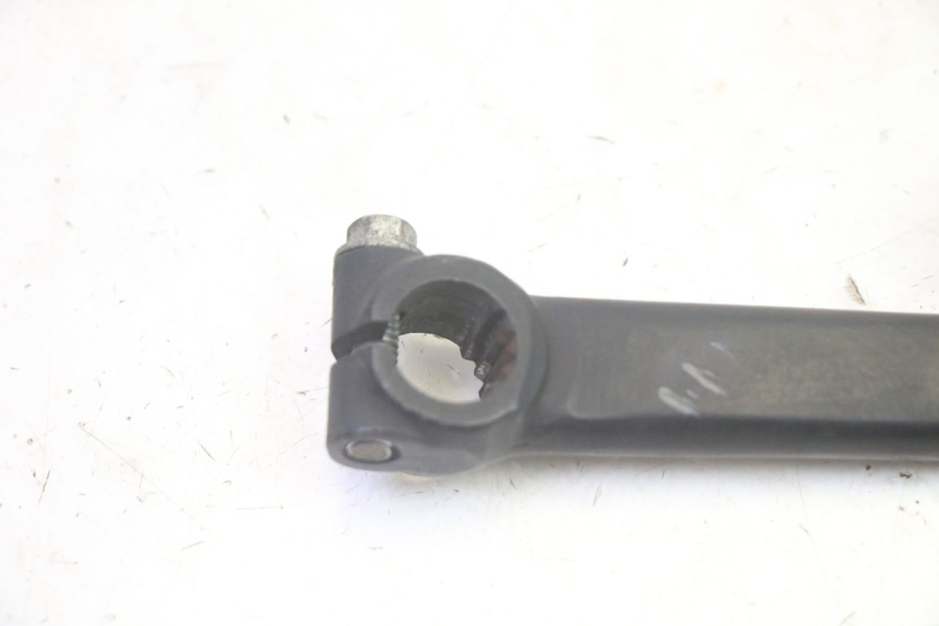 photo de KICK PIAGGIO FLY 4T 50 (2013 - 2017) - Détail de la pièce