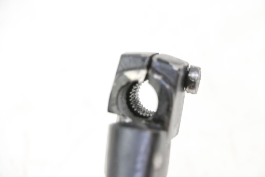 photo de KICK APOLLO RFZ 125 - Gros plan technique