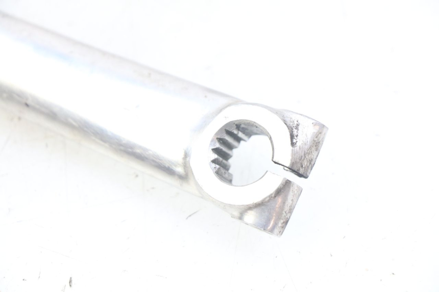 photo de KICK PIAGGIO VESPA LXV 125 (2006 - 2009) - Autre angle de vue