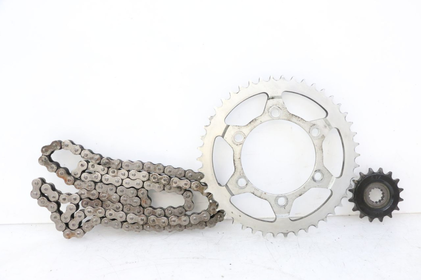 photo de KIT CHAINE YAMAHA FZ6 FAZER S2 600 (2007 - 2011) - Détails caractéristiques