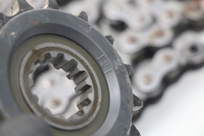 photo de KIT CHAINE YAMAHA FZ8 800 (2010 - 2016) - Zoom état d’usage