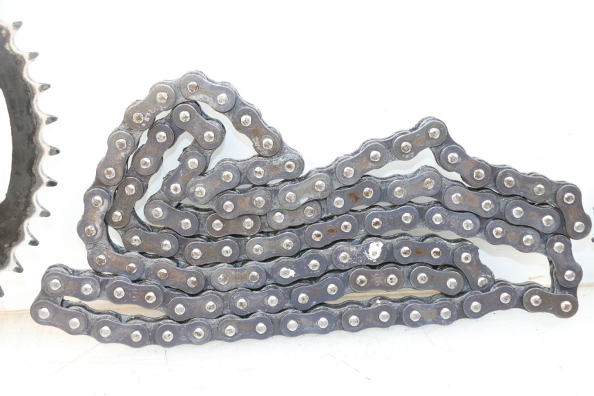 photo de KIT CHAINE HUSQVARNA SVARTPILEN 401 (2018 - 2023) - Points de fixation