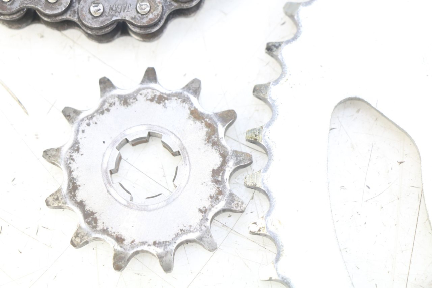 photo de KIT CHAINE KAWASAKI KX L 85 (2022 - 2024) - Gros plan technique